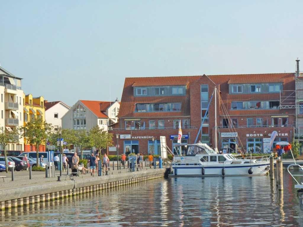 Ferienwohnung "Am Yachthafen" Objekt Id 12104-7 Waren  Exteriör bild